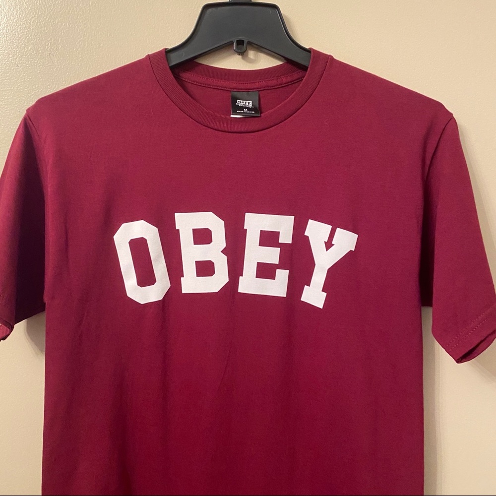 OBEY‎ T-shirt